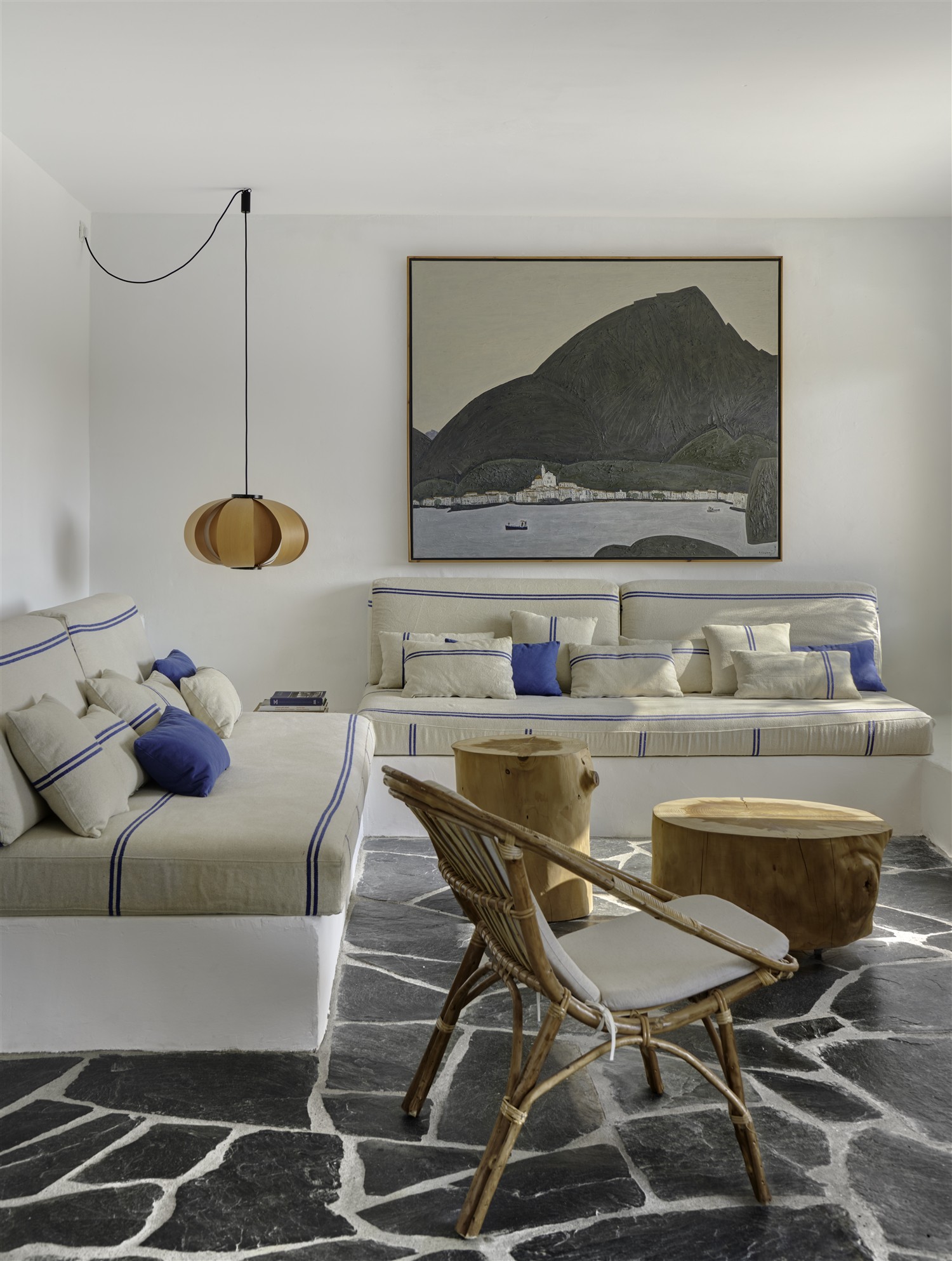 1 FOTO PRINCIPAL - Julia Casals-Proyecto Cadaques_FOTO Eugeni Pons-06 2